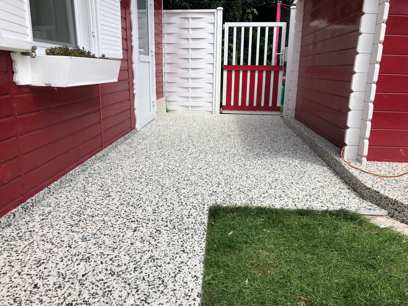 Jak opravit kamenný koberec Naturestone?